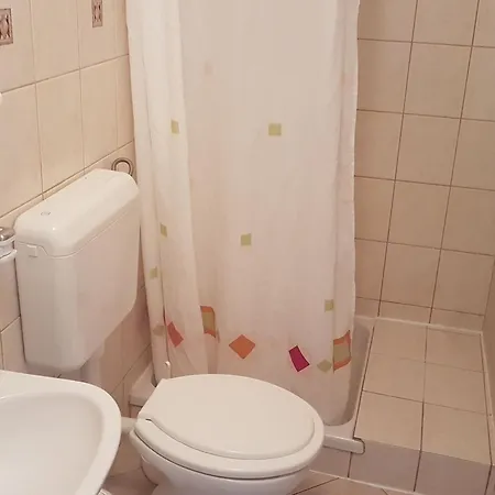 Danijela & Vlado - One Bedroom With Balcony And Garden View
