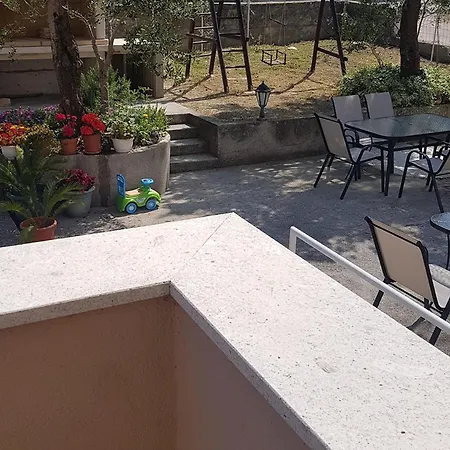 Danijela & Vlado - One Bedroom With Balcony And Garden View Lopar